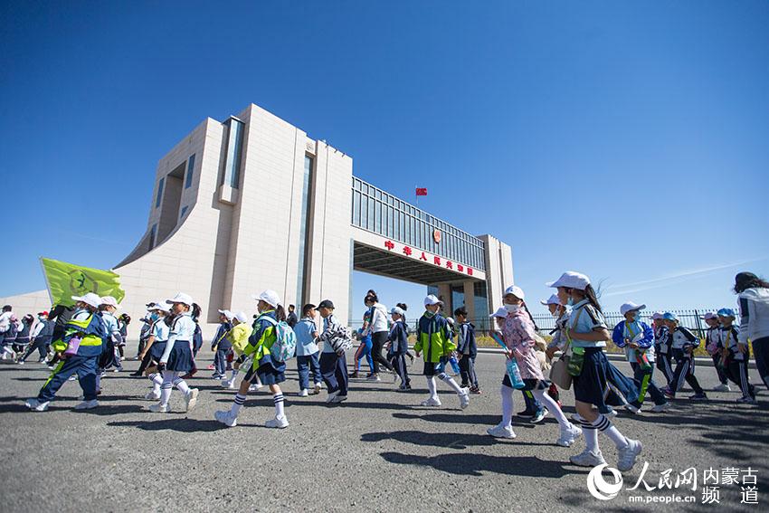 B׃@T_չۇx iܔz