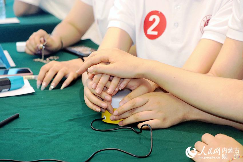 ����h���o�����ҡ��������������z