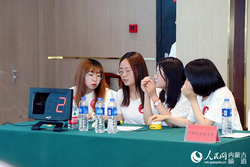 �x�ւ��J��ʂ䡣�������������z