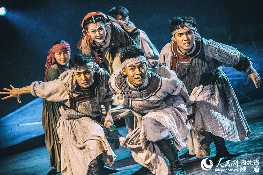 �脡���T�����������z