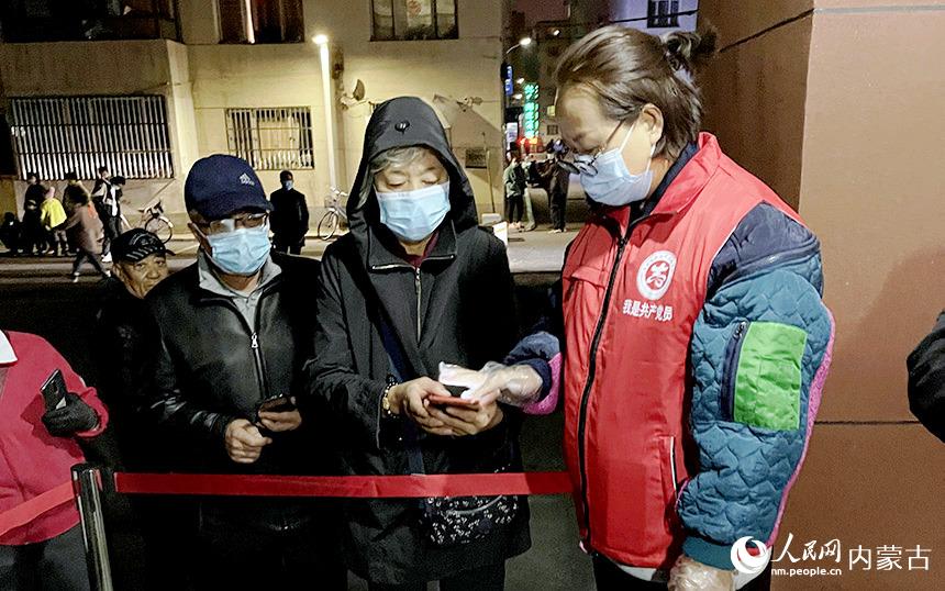 ���ͺ�����ِ���^��־Ը�߈��؍�λ��ָ������ȡ��ǰ������Ϣ�a����ʿ���z