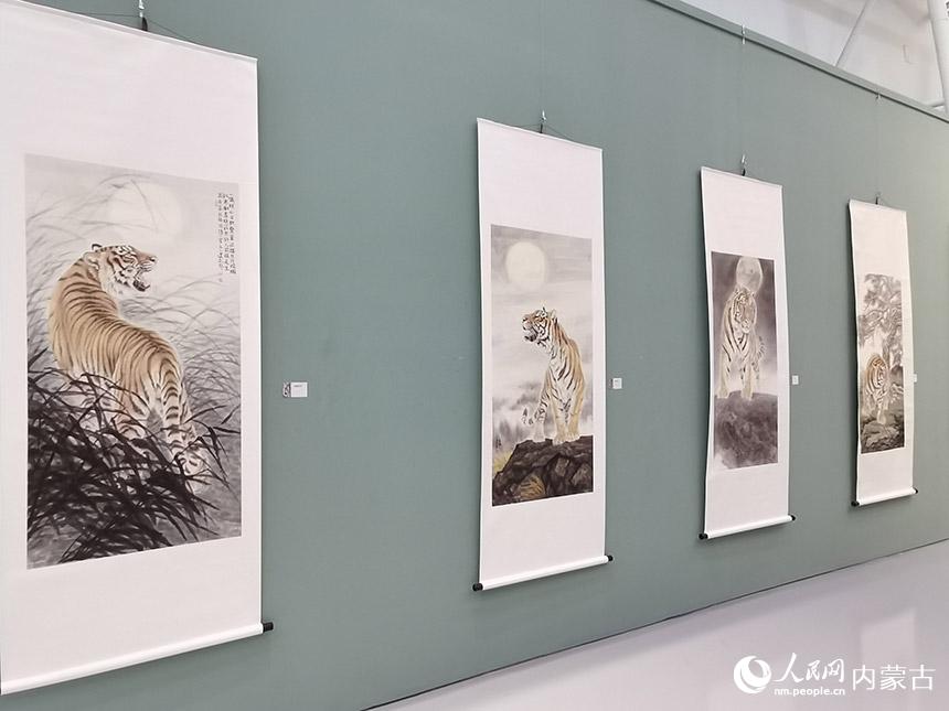 畫展現場。人民網 王慧攝
