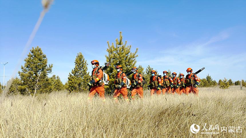 防火巡查。張蒙攝