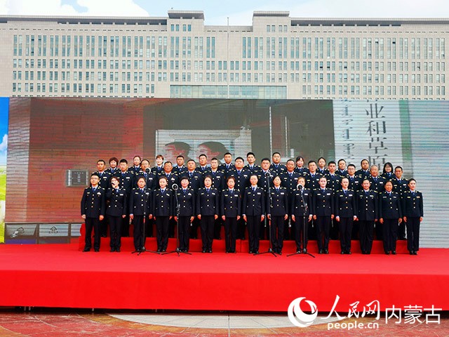 內蒙古2022年全區草原普法宣傳活動現場。自治區林業和草原局供圖