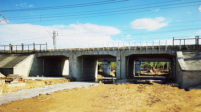 新建3孔7米框構箱型橋