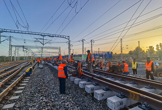 封鎖施工現(xiàn)場(chǎng)