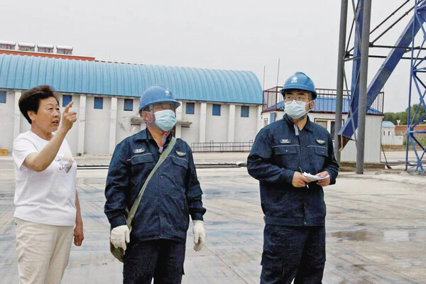 科右前旗金昌糧食有限公司副總經理胡英利介紹“陽光業擴”給企業帶來的便利