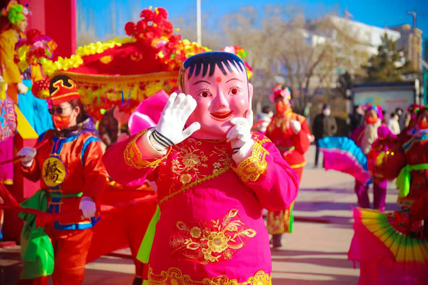 社火表演。馮磊攝