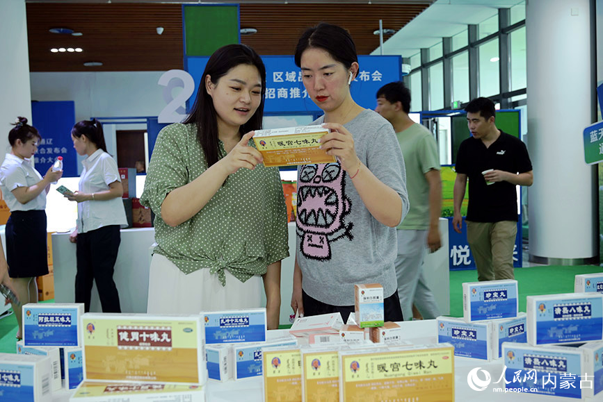 通遼市特色優質農畜、文旅產品展區現場。人民網 寇雅楠攝