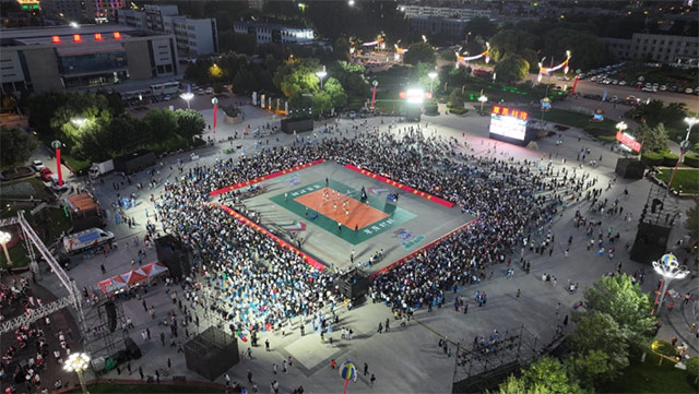 “超級星期六”超然排球之夜現場。鄂托克前旗融媒體中心供圖