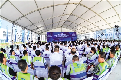 2024年7月10日,首屆全國(guó)“紅旗杯”班組長(zhǎng)大賽建筑賽道復(fù)賽暨工程建設(shè)領(lǐng)域項(xiàng)目經(jīng)理技能競(jìng)賽在呼和浩特開幕。