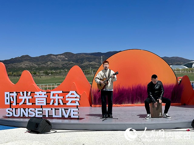 敕勒川時光音樂會彩排現場。實習生 劉瀛攝