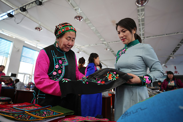 傳承非遺刺繡手工技藝
