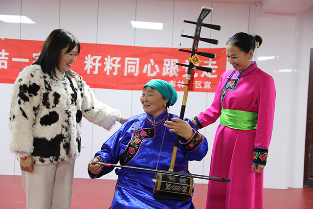 將鑄牢中華民族共同體意識融入基層群眾日常活動