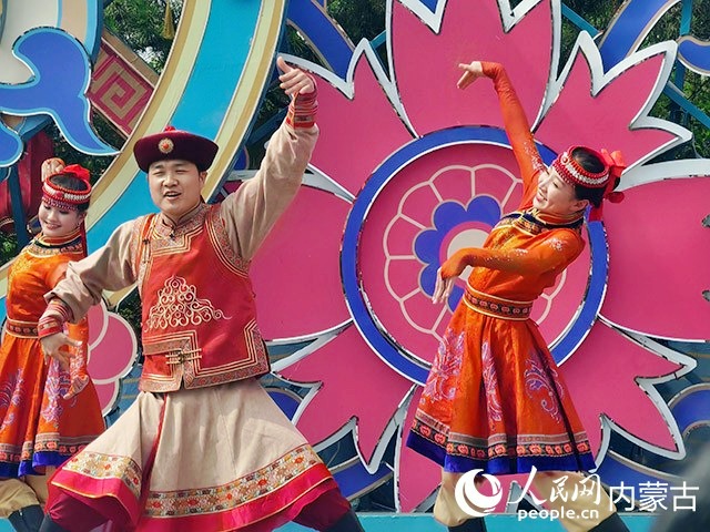 舞蹈《草原兒女》現場。實習生 秦語睿攝