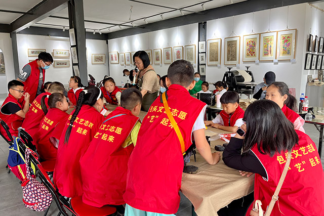 在東達山藝術(shù)區(qū)開展非遺研學