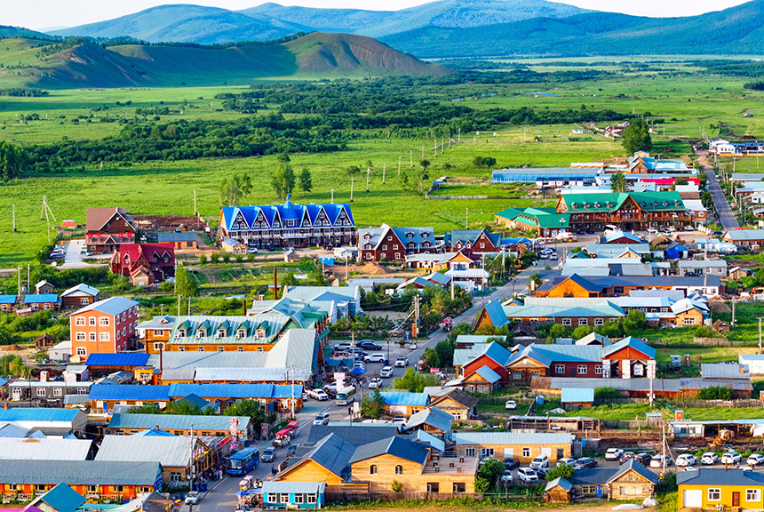 額爾古納市恩和俄羅斯族民族鄉(xiāng)恩和村景色。王正攝