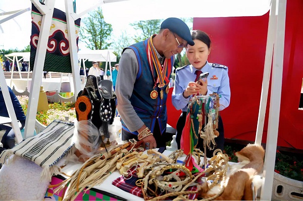 活動現場宣傳政策細節