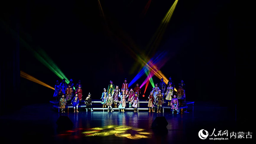 演出現(xiàn)場。實習(xí)生 張雅新攝