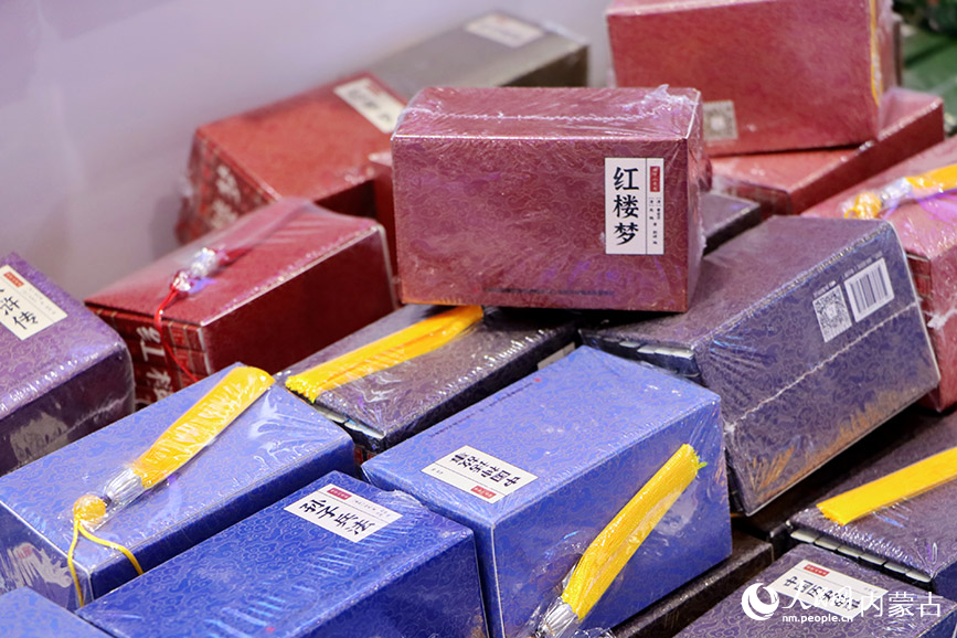 書展現場。實習生 王伊蕊攝