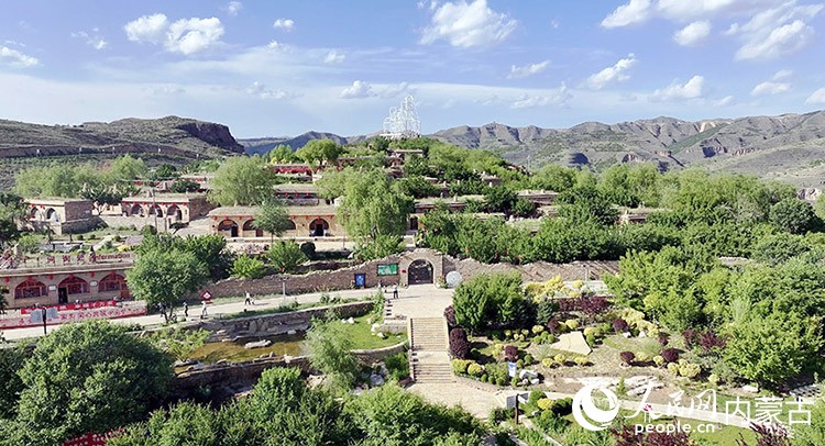 準格爾旗黃河大峽谷崔家寨古村落景區。人民網 孟佳澍攝