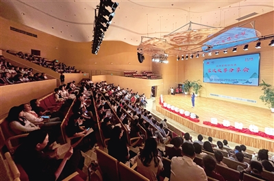 興安盟舉辦“家風家教話傳承”家風故事分享會。