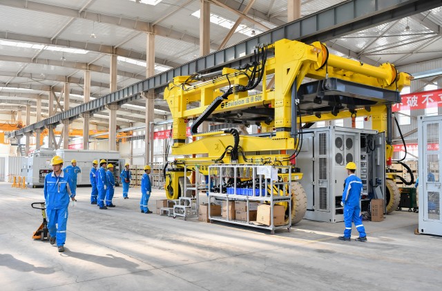 包頭市青山區(qū)蒙新儲(chǔ)能科技有限公司交直流一體儲(chǔ)能系統(tǒng)裝配項(xiàng)目。