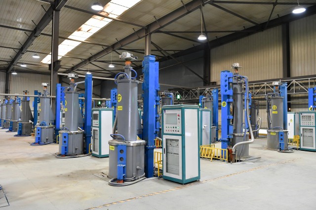 包頭晟陽新材料有限公司高性能硅氧材料生產線建設項目。