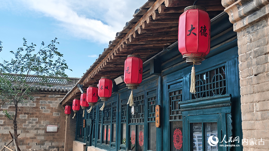 老包頭走西口文化歷史街區。人民網記者 張雪冬攝