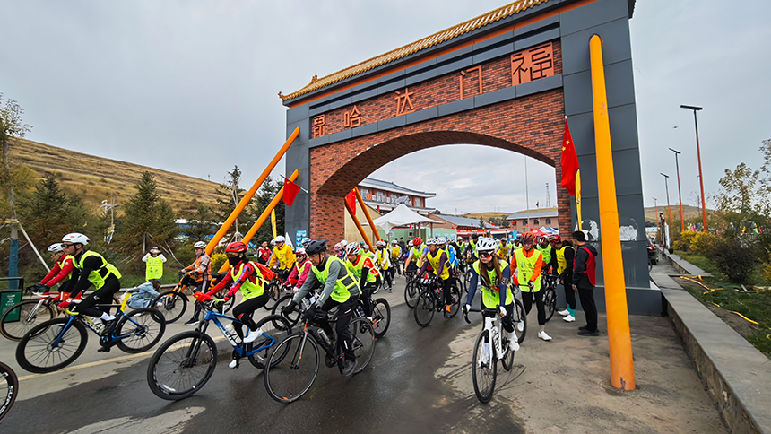 耀騎武川 2025金秋航拍大青山