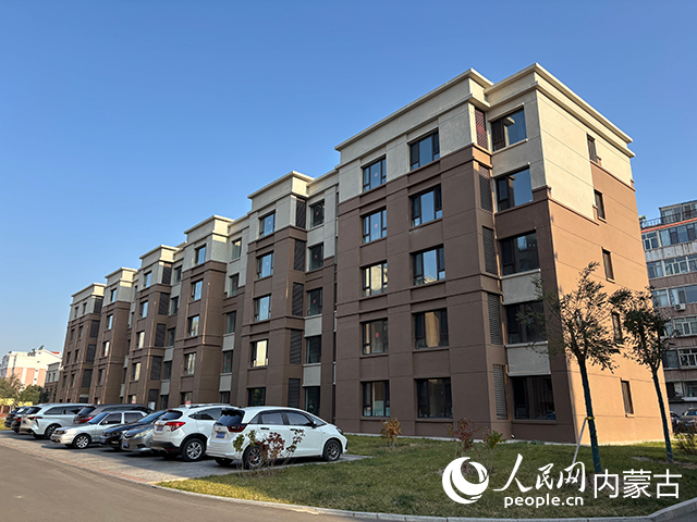 包頭市青山區六合成原拆原建項目。人民網記者 張聿修攝