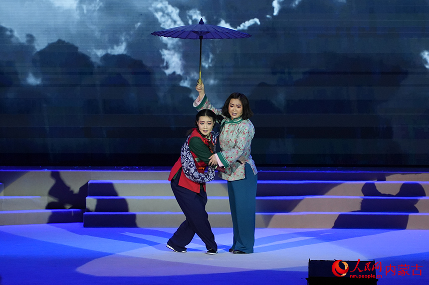 演出現(xiàn)場。人民網(wǎng)記者 張雪冬攝