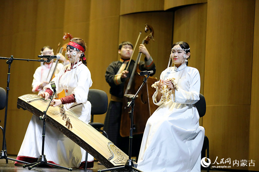 音樂會演出現(xiàn)場。人民網(wǎng)記者 齊浩男攝