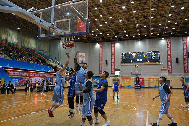 第二屆“同心杯”籃球賽比賽現場