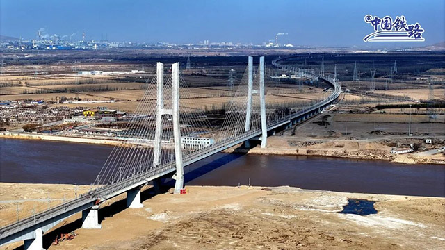 包銀高鐵烏海黃河特大橋